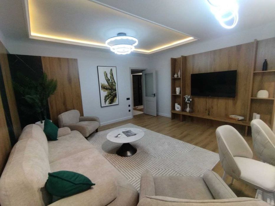 Сдаётся квартира на Яккасарае, ЖК "Royal House"  3/3/8  ор-р: Фрегат