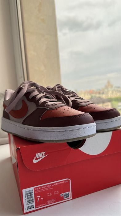 Продам кеды Nike
