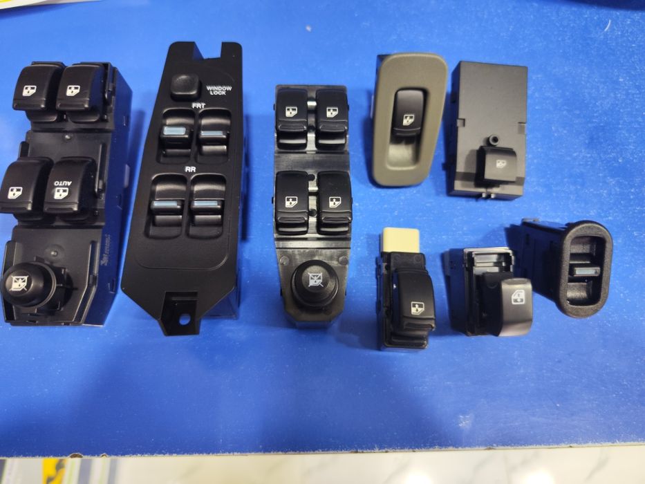 Кнопка стеклоподъёмника НЕКСИЯ ЛАСЕТТИ КОБАЛЬТ СПАРК