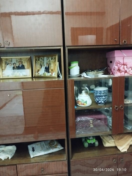 2ta shkaf, materiali sifatli
