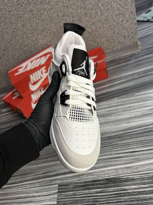 Jordan 4 black military - Reducere stoc 40-45