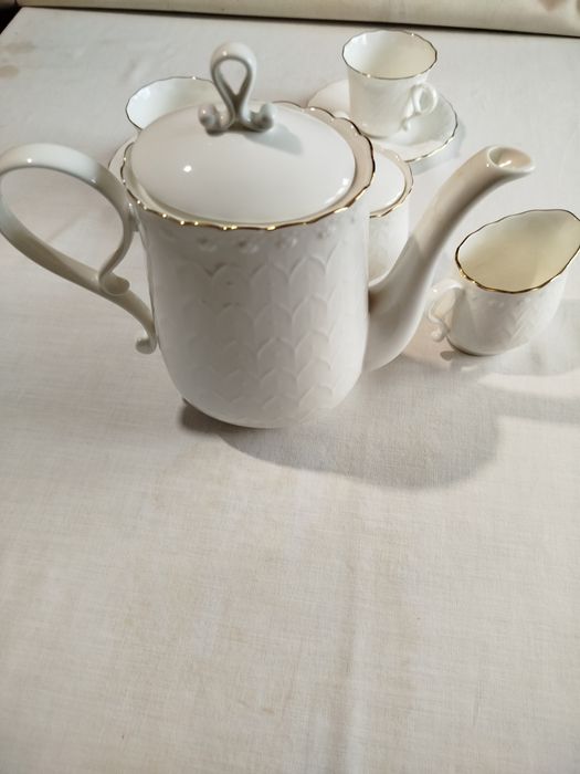Набор  за кафе от фин  костен порцелан