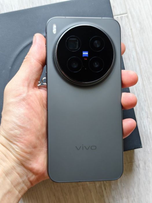Vivo X300 Pro 512 gb Ram 16 5G