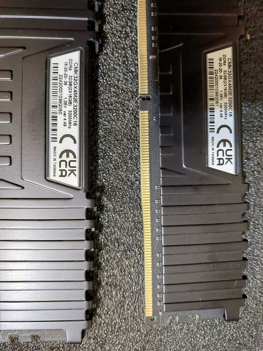 32GB 3200Mhz CL16 - DDR4 RAM памет