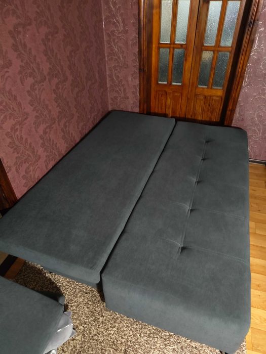 Продам диван в цвете графит