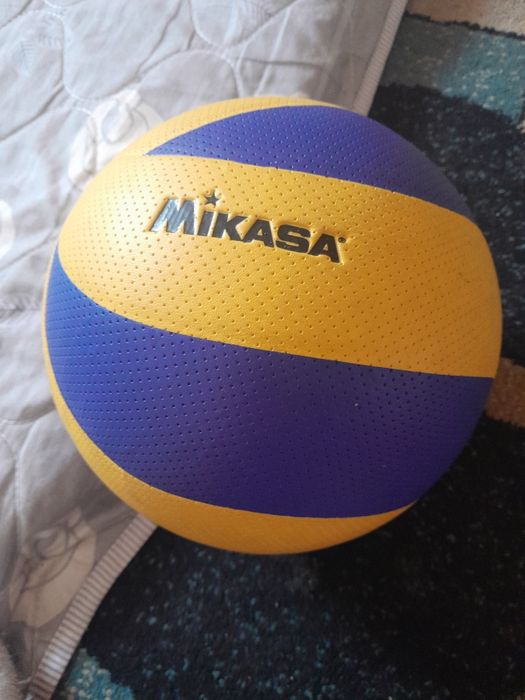 Продам мячик  недорого