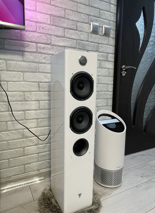 Focal Easya ( White Gloss)