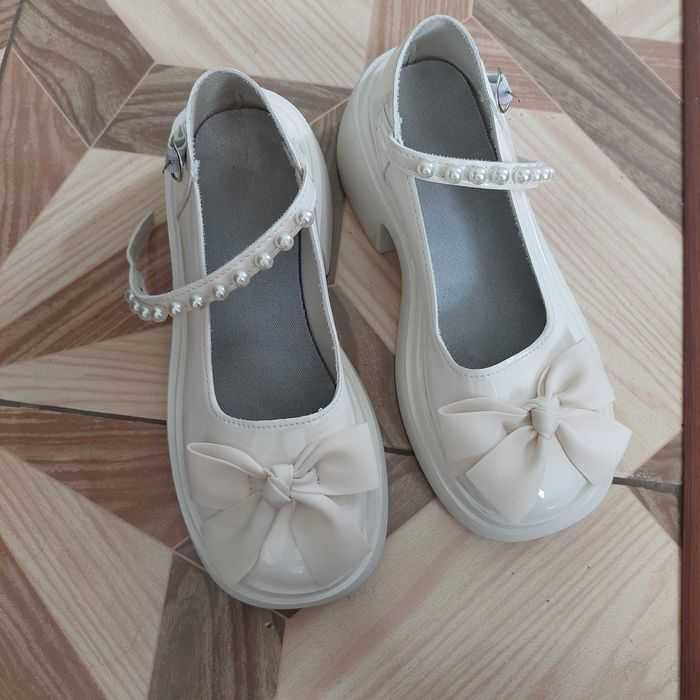 Pantofi Mary Jane 36