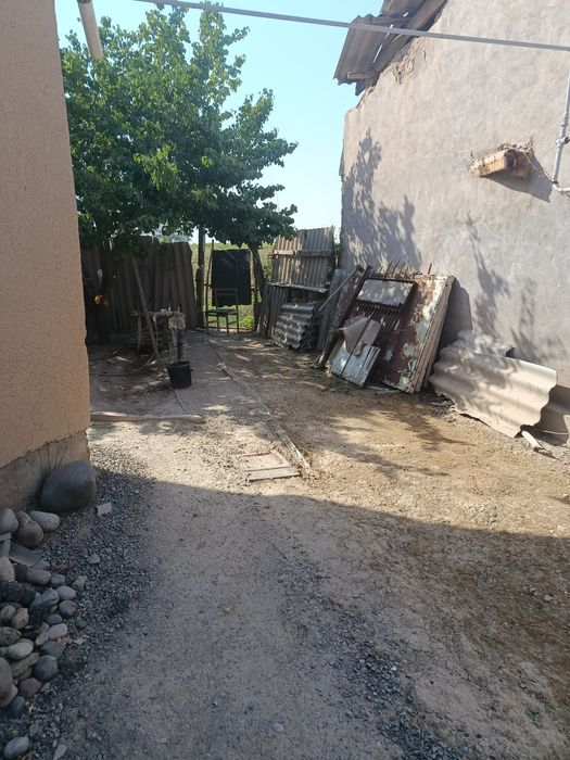 Xovli uy 2sotixdan ortiq