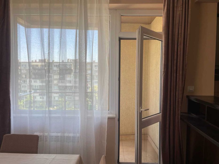 Дава се под наем Тристаен апартамент в София, Манастирски ливади - 84 кв.м за 918 € - Снимка #3