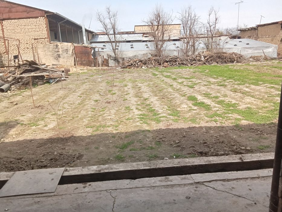 Yer sotiladi 6 sotix