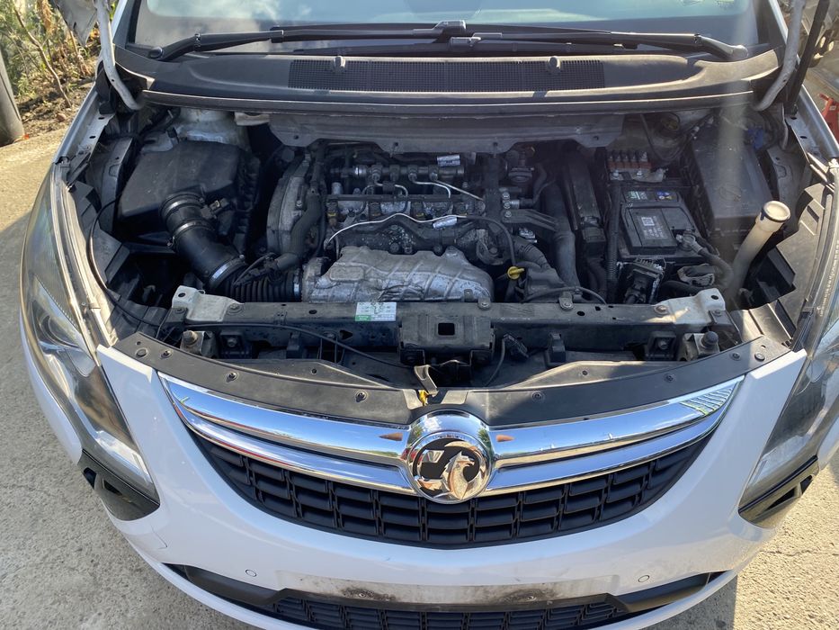 Capotă motor Opel Zafira C 2014
