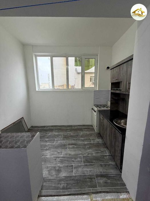 Продаётся 1х квартира на 4 этаж орр 5-МИКР