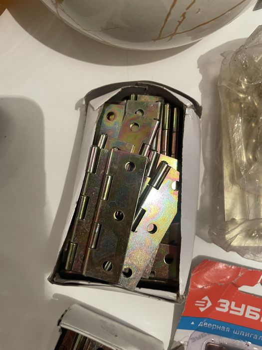 Щеколды, пелти замки