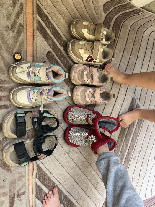 детский и женские  обувь