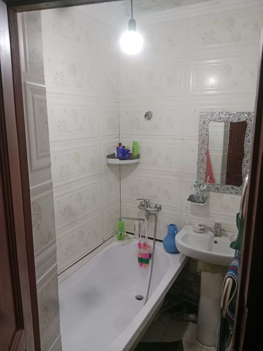 Продам квартиру коммерческое помещение