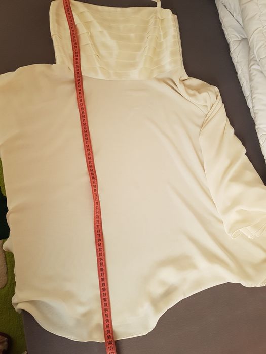 Rochie eleganta crem m.46