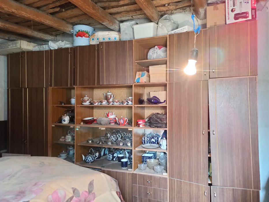 Стенка сотилади идишлари алохида