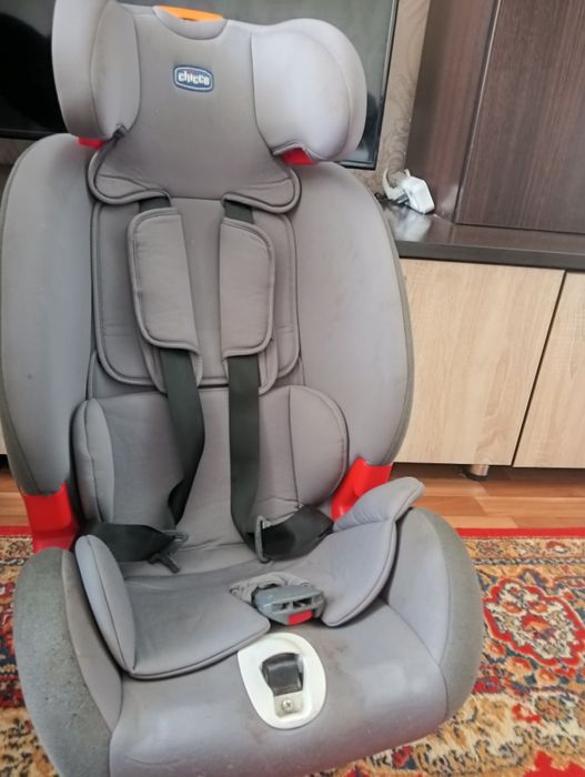 Автокресло продам