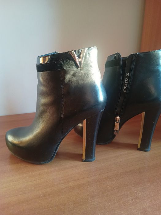 Ghete din piele Nr 37