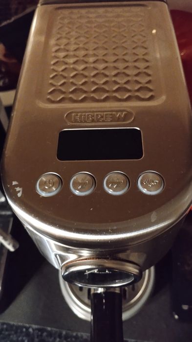 Vând Espressor Semi automat HiBREW H10B cu accesorii incluse