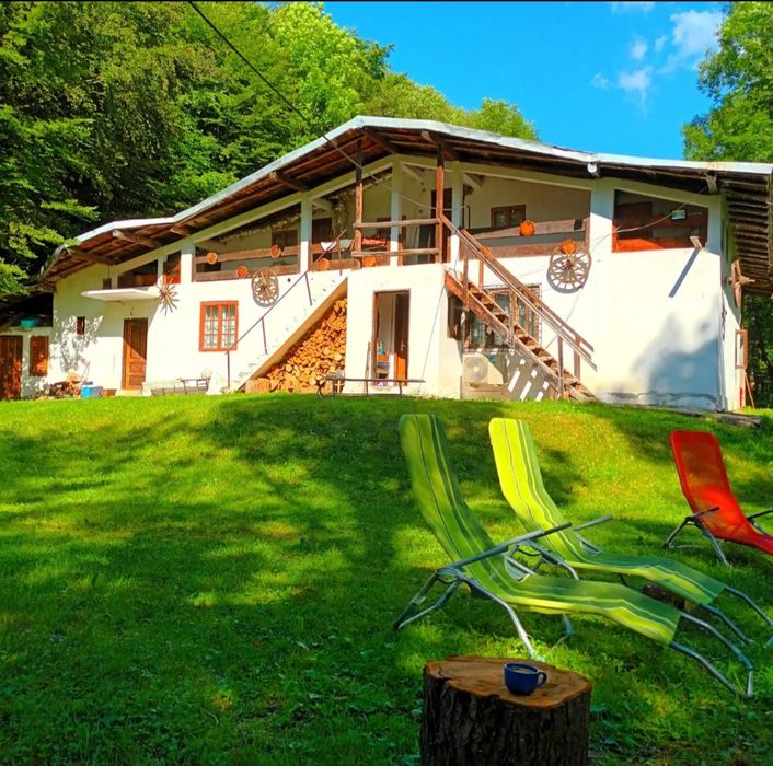 Cabana de închiriat/ Cazare