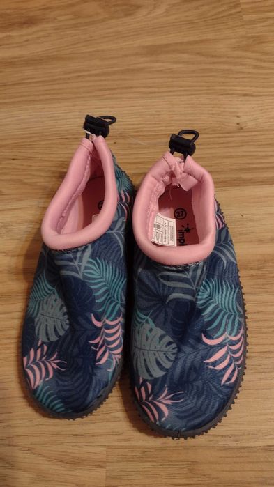 Детски обувки за плаж