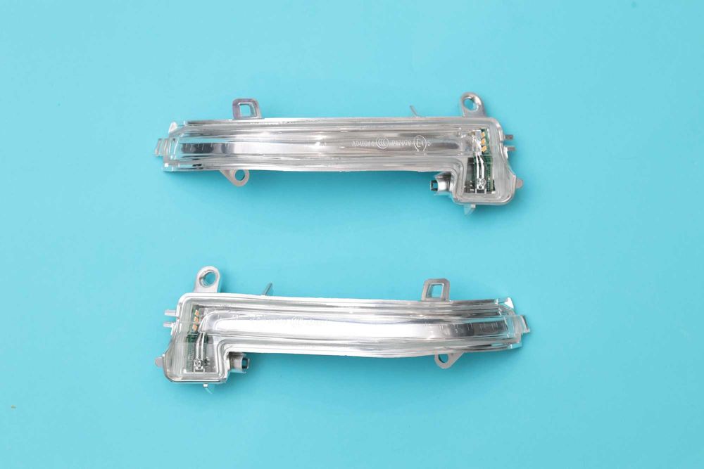 Semnalizare, rama oglinda BMW F30 F20 F21 F22 F87 F31 F34 F32 X1 F84