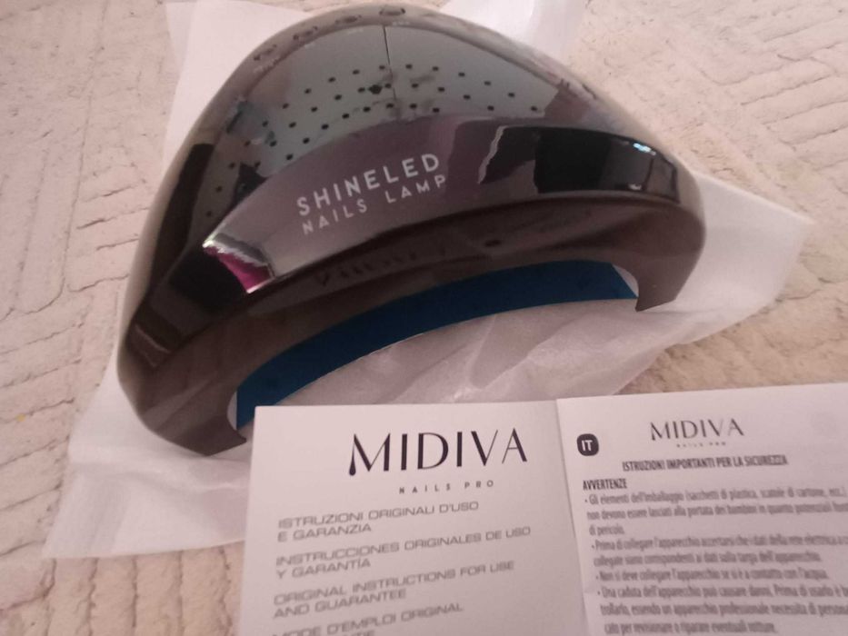 UV LED лампа за изпичане на гел лак с марка MIDIVA