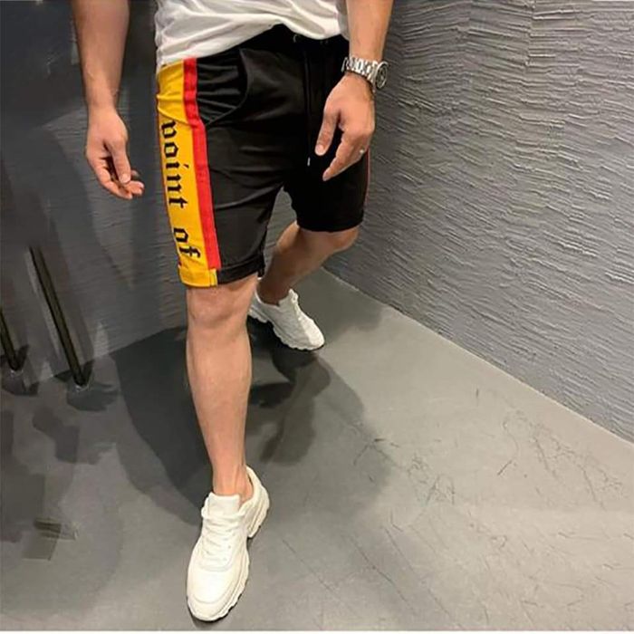 Мъжки спортни дрехи