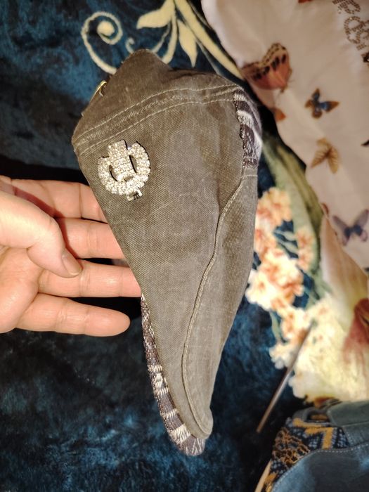 Женские джинсовые кепки