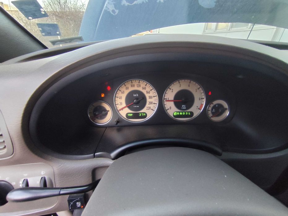 Chrysler Grand Voyager 3.3 L