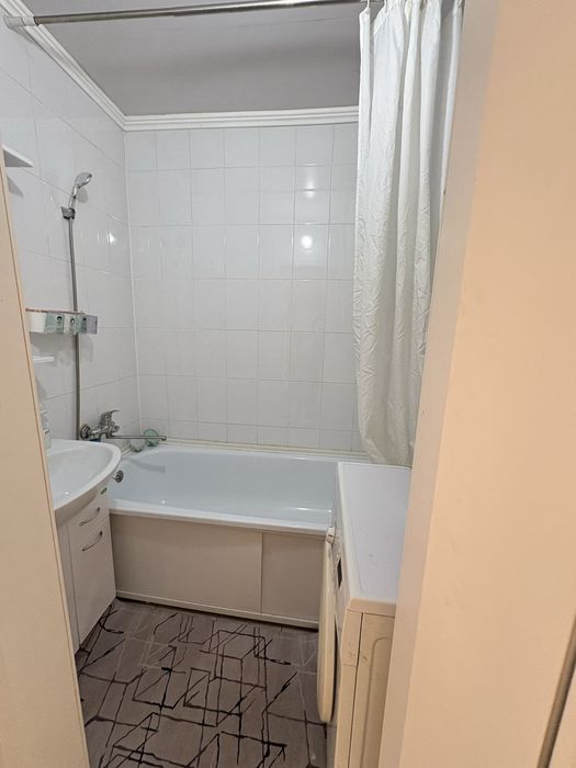 Сдаю 3 комнатную квартиру