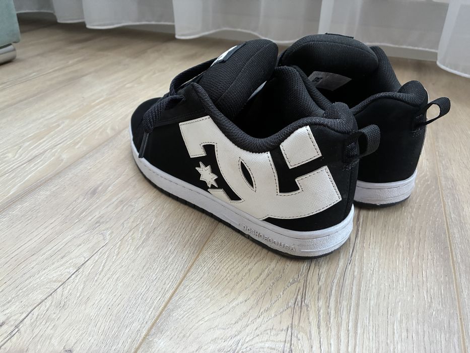 Кецове DC Shoe Company