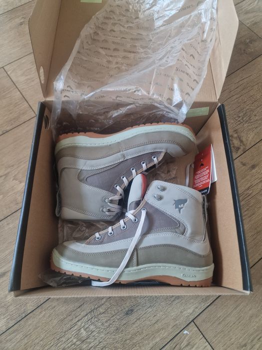 Simms ботинки для рыбалки