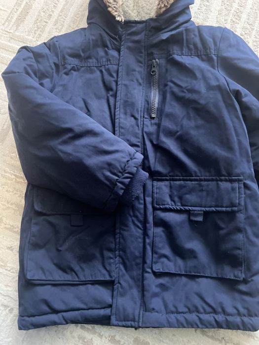 Продам куртку на мальчика р.134