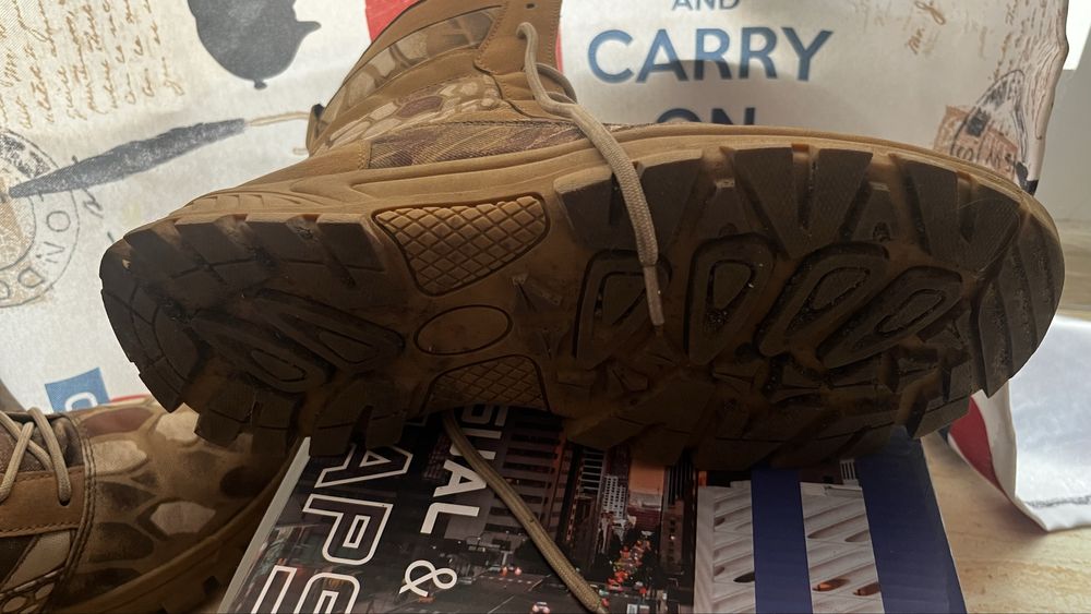 Ботинки  осень зима 42-43