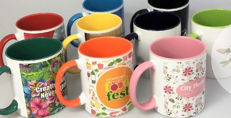 Принты на футболки на кружки.