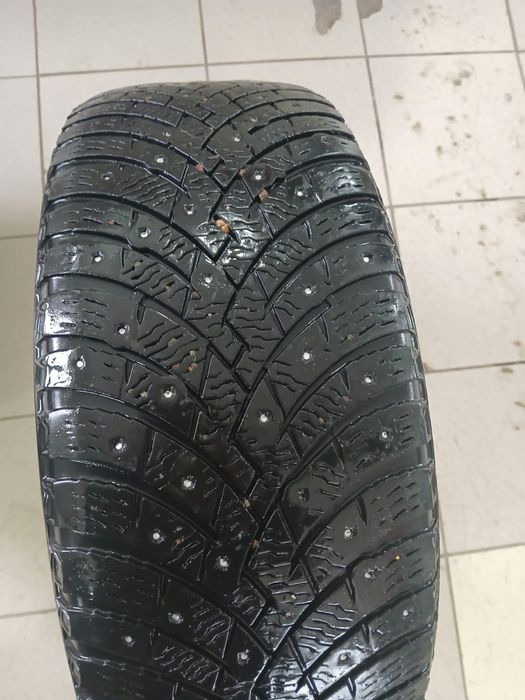 зимный покрышка 215/55/17