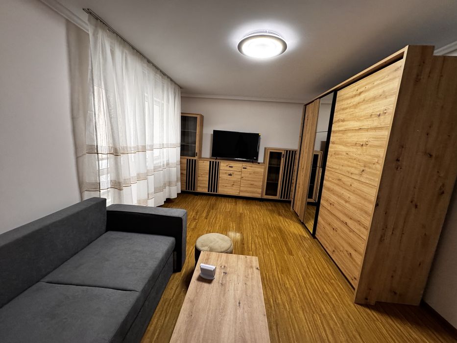 Apartament de inchiriat !