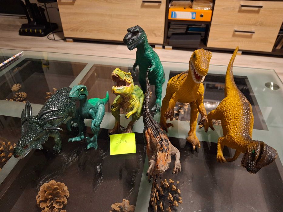 Детски играчки динозаври, животни и риби