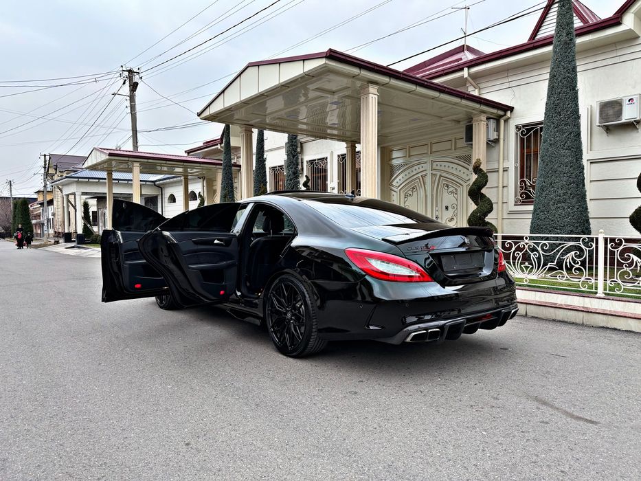 Mercedes CLS BRABUS Restaling  Body Kit Состаяние Зор