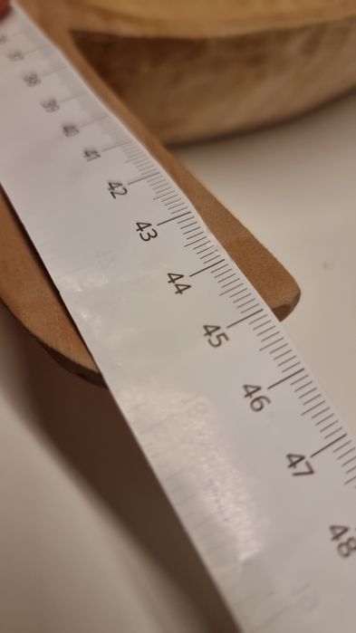 Tăvi  de servire 100% din lemn natural