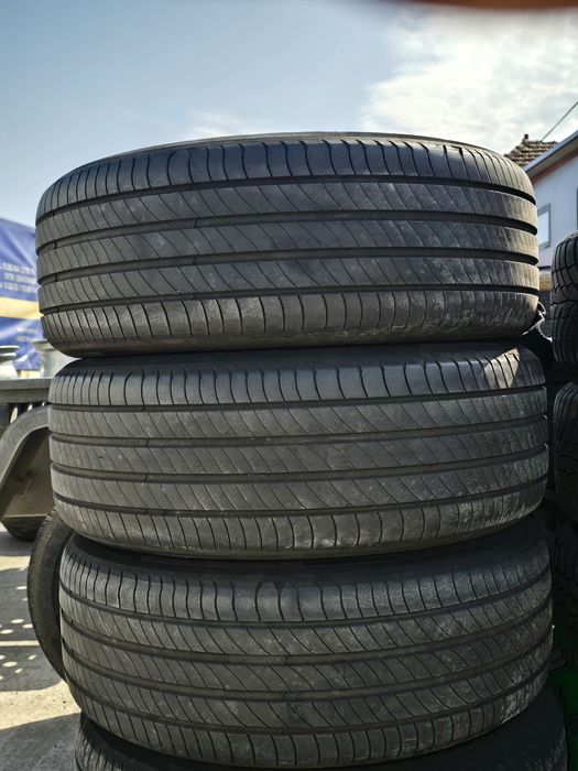 2 Броя 235/55/19 Michelin 6mm