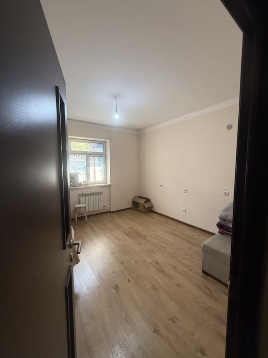 Сергели 9 худуд 2 хона 1- этаж магазин килса хам булади