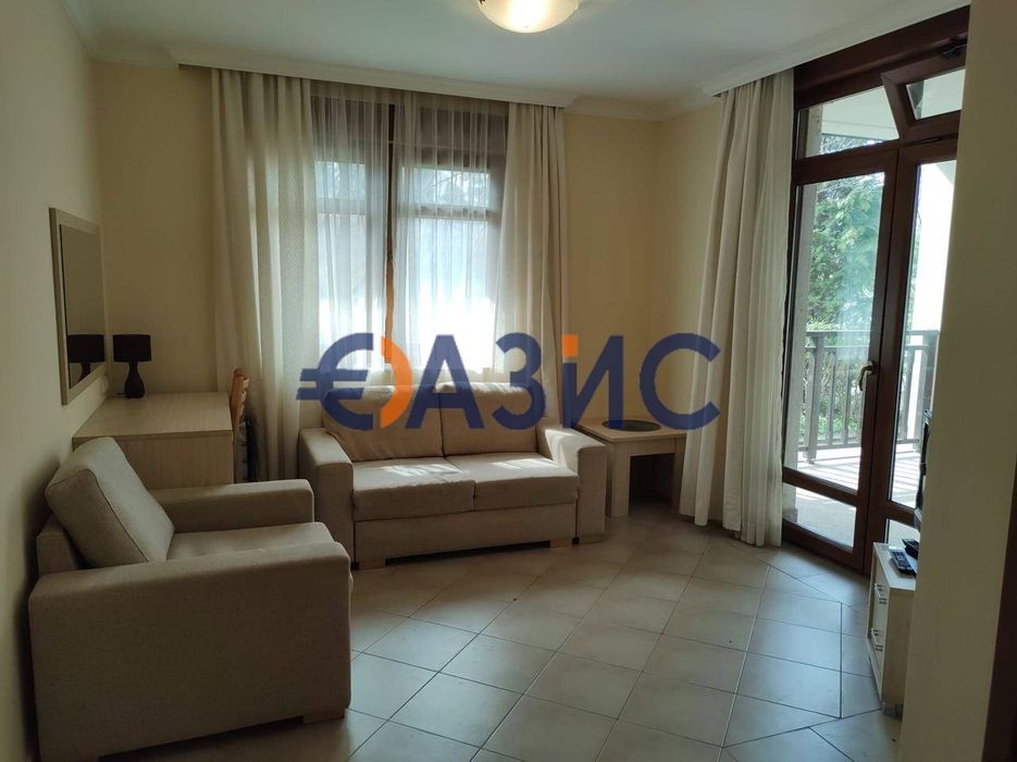 Продава се Двустаен апартамент в Созопол - 67 кв.м за 1448 €/кв.м - Снимка #2