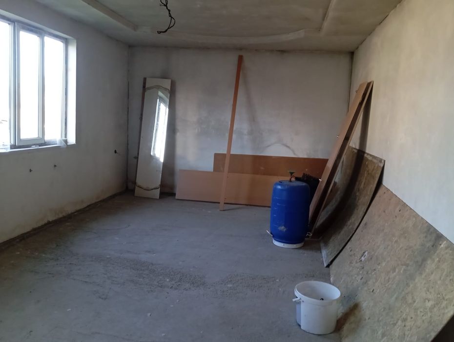 Жилой дом с мансардой ( Үй мансардымен)