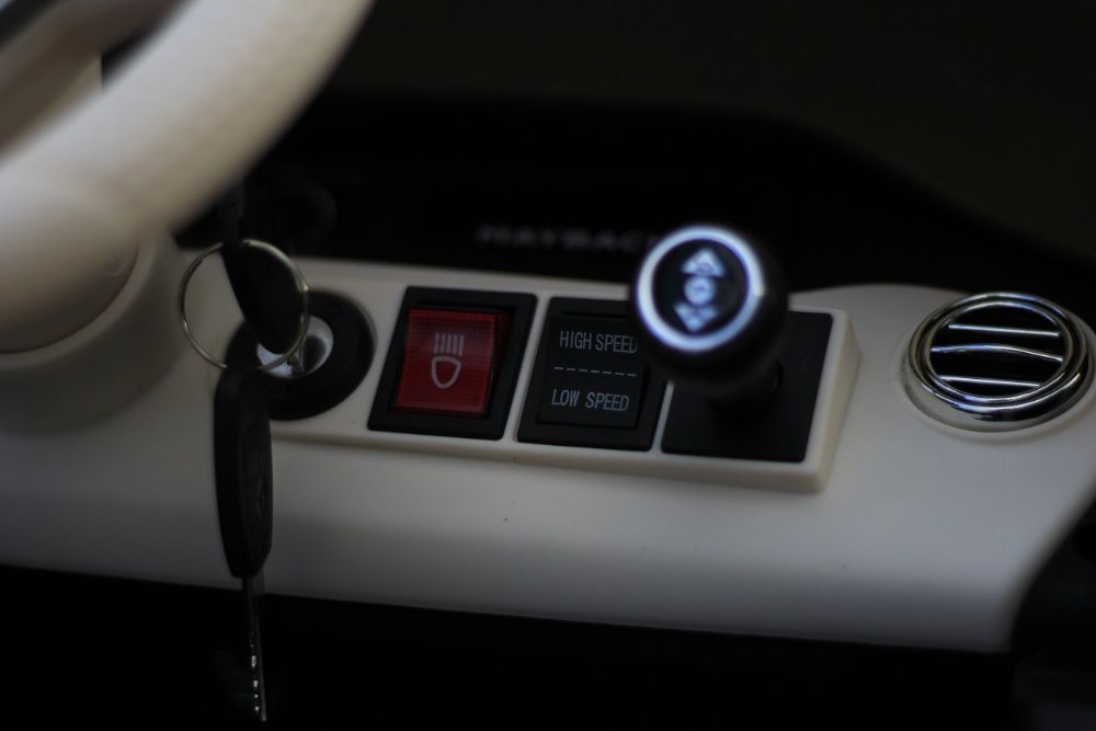 Masinuta electrică pentru copii Mercedes S650 Maybach NOUA #Black