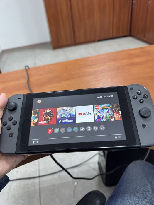 Продам Nintendo Switch 2GEN
