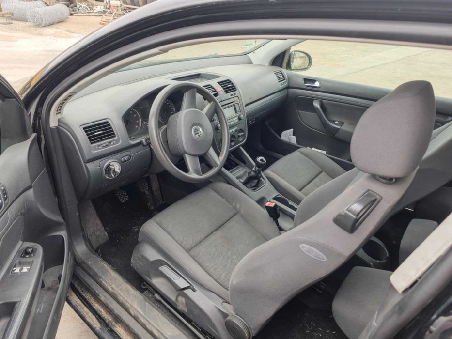 Фолксваген Голф 5 / VW Golf V 1.4 бензин